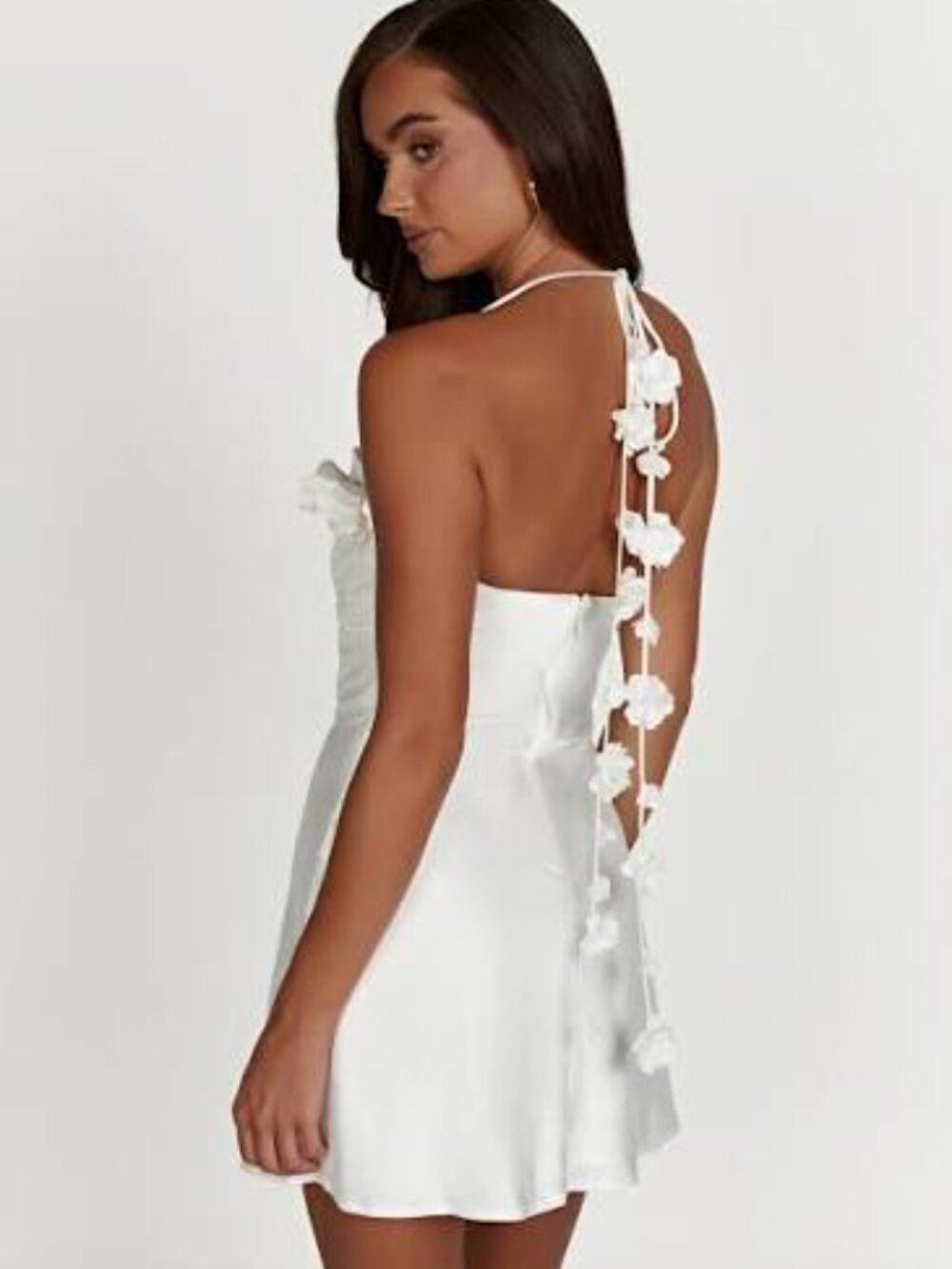MESHKI WHITE OTILLIE DRESS IN SIZE SMALL - Picture 3 of 4